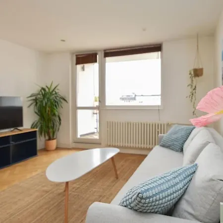 Apartment Old Town 2br With View Bratislava